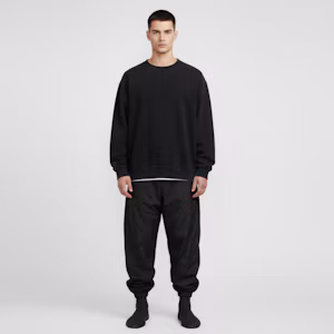 Lookbook Yeezy Pod 'Hitam' Kanye West Ye YZYPODBLK
