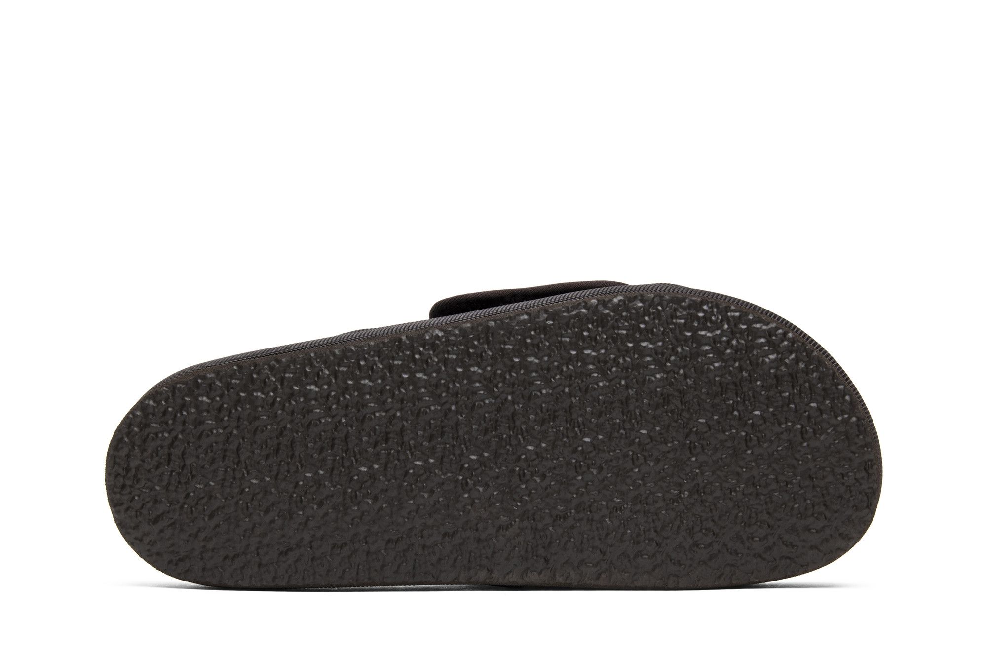 Shop Yeezy Saison 7 Nylon Chausson ''Oil''. YZ7MF7004-223