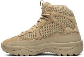 Lookbook Bota Yeezy Suede Desert Temporada 6 'Taupe'. YZ6MF6003-214