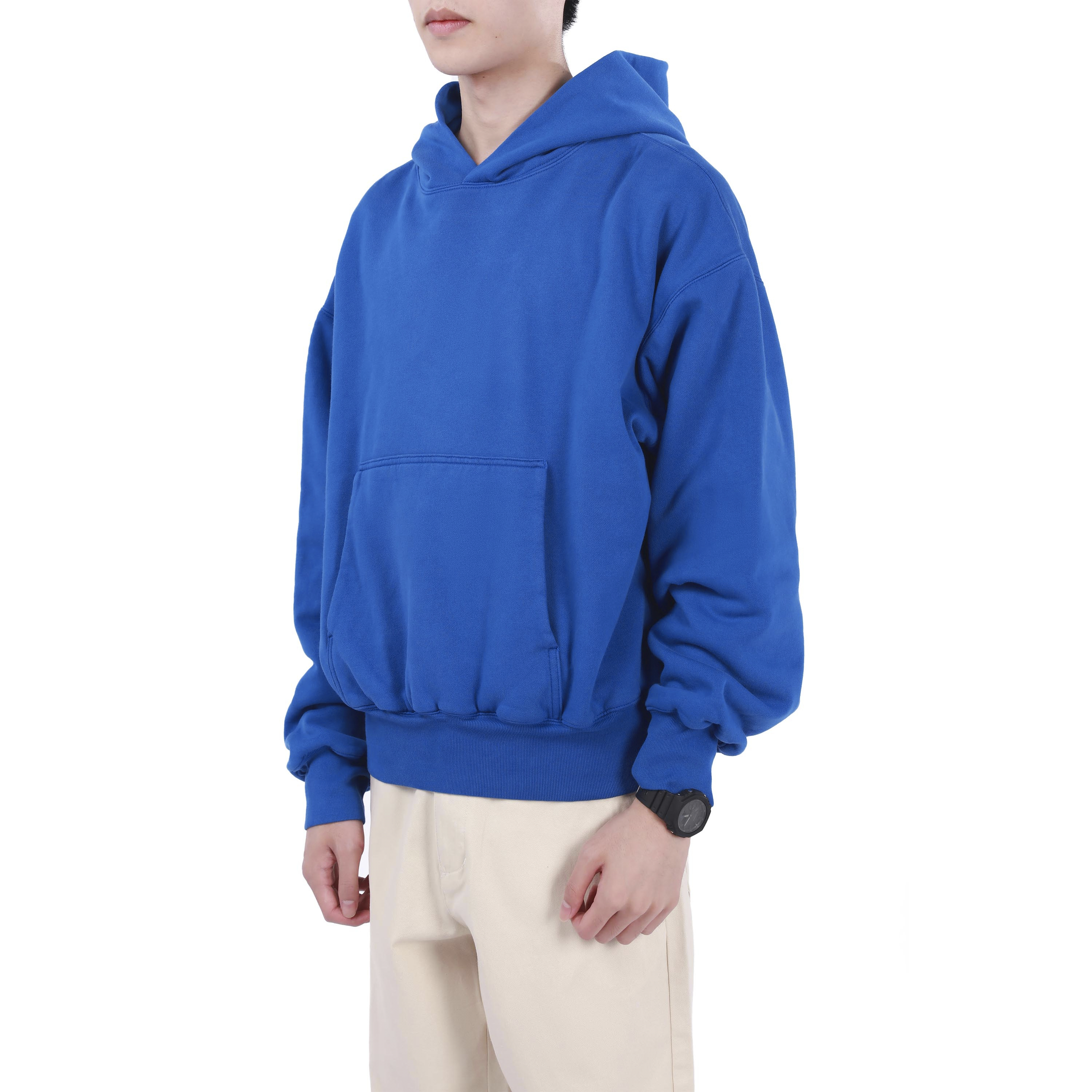 Shop Yeezy x Gap x Balenciaga 極簡聯名純正藍連帽衫 男女款량 701377-04