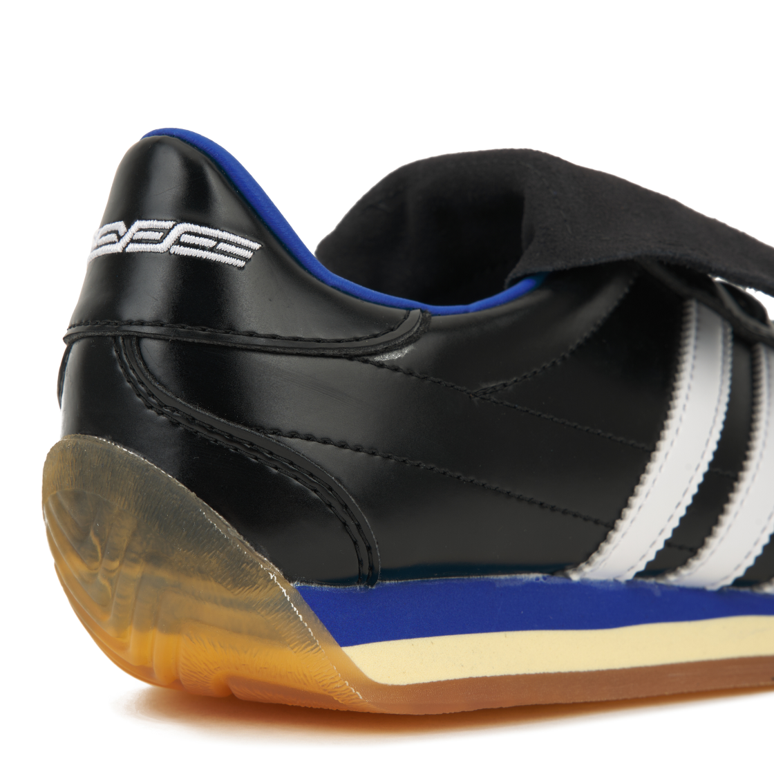Cheap YESEYESEE x adidas Country OG ''Hitam Biru'' JR2599