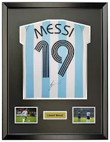 Yipai 2006 World Cup Argentina Lionel Messi Signed Jersey Framed (Approx. 60x80cm) 4699464 Yipai 2006 World Cup Argentina Lionel Messi Signed Jersey Framed (Approx. 60x80cm) 4699464