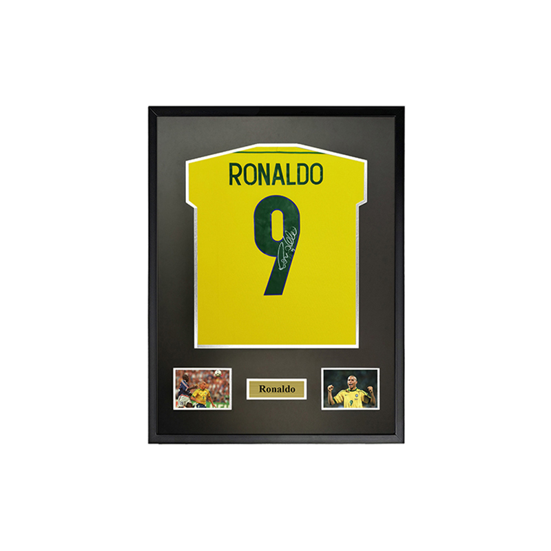 Yipai Brazil Ronaldo Signed 2006 World Cup Jersey - Authentic Football Memorabilia. 4699393