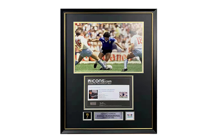 Yipai YIPAI Maradona 1986 World Cup Signed Soccer Memorabilia 56 x 74CM 3672245