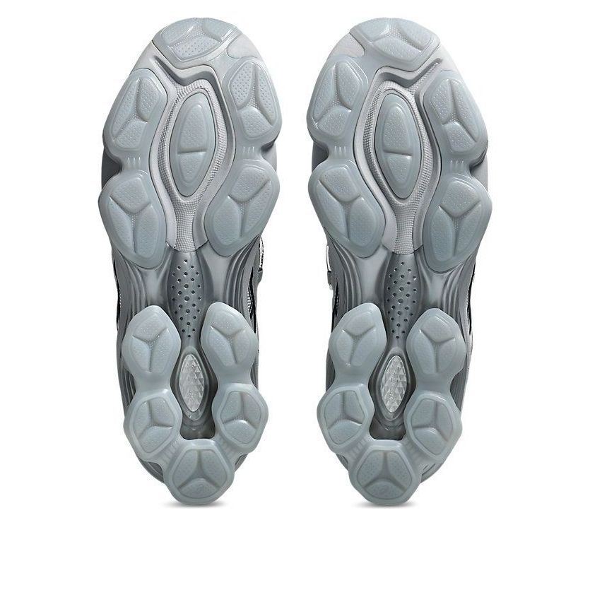 Sizing Yoasobi x ASICS Gel-Kinetic Fluent「銀色」 1203A837-020