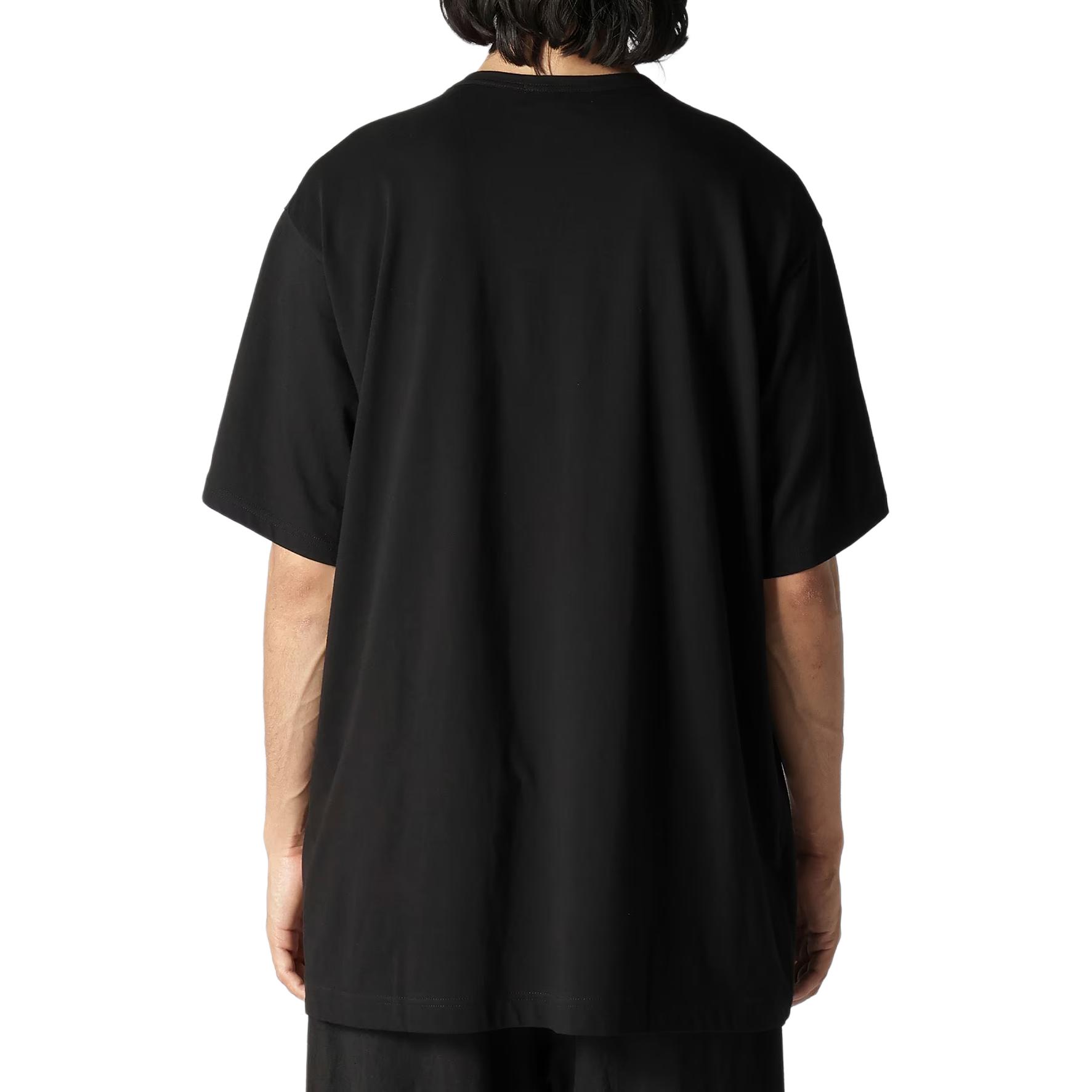 Purchase ヨウジヤマモト グラフィックプリント ブラック 半袖クルーネックTシャツ メンズ HS-T95-995-1