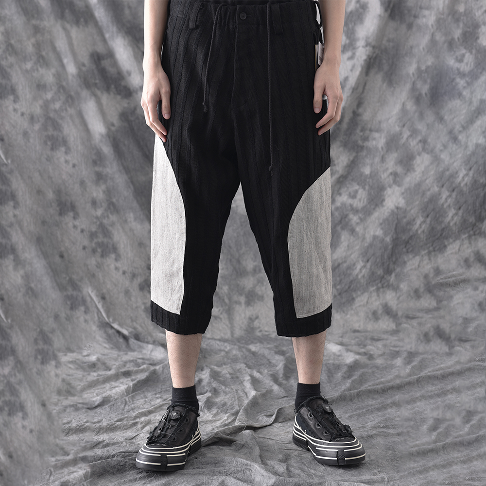 Shop Yohji Yamamoto SS20 Celana Pendek Patchwork Hitam Unisex Katun-Linen. HN-P44-011