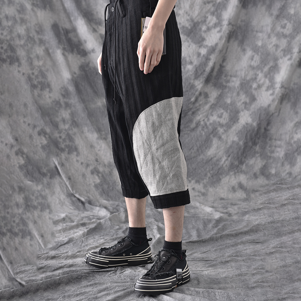 Details for Yohji Yamamoto SS20 Celana Pendek Patchwork Hitam Unisex Katun-Linen. HN-P44-011