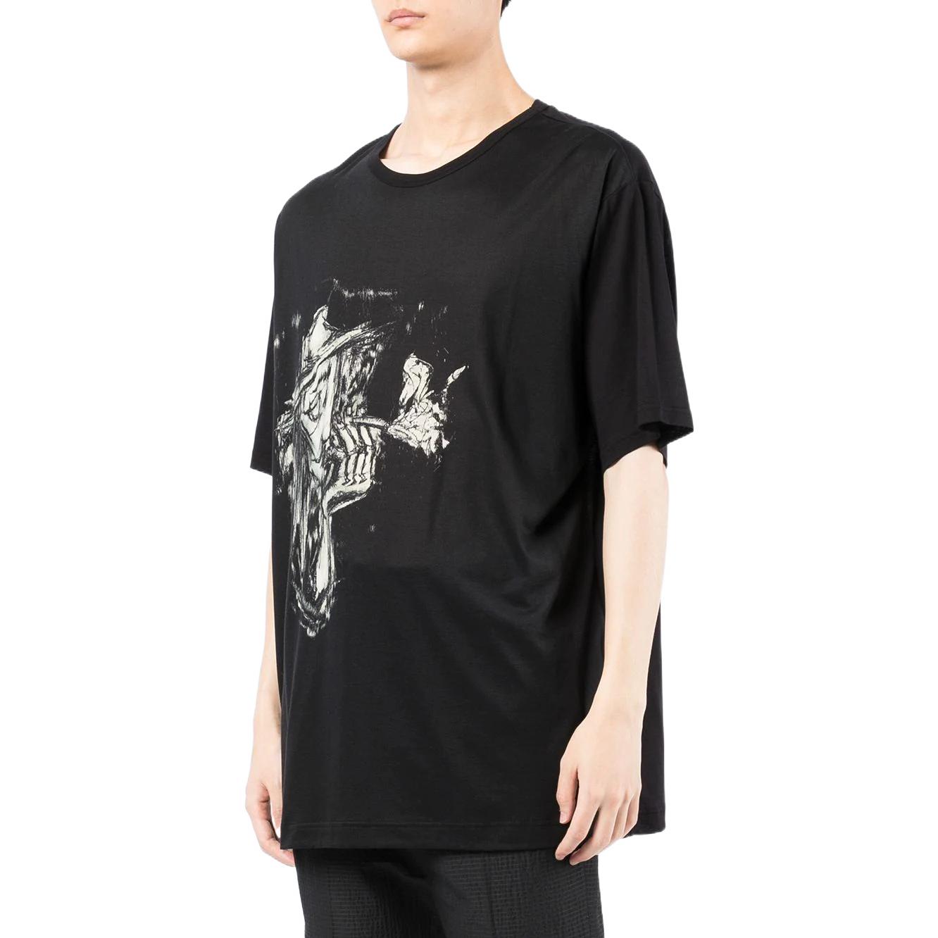 Purchase ヨウジヤマモト SS22 グラフィックプリント クルーネックTシャツ メンズ ブラック HGT70272