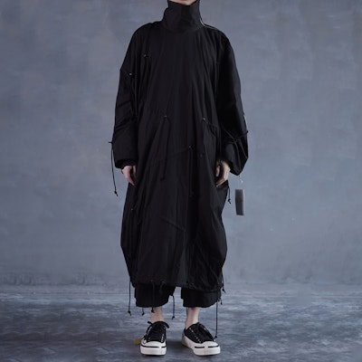 Yohji Yamamoto Unisex Jaket Hitam Lengan Panjang Deconstructed Drawstring. NR-C53-010 Shop Yohji Yamamoto Unisex Jaket Hitam Lengan Panjang Deconstructed Drawstring. NR-C53-010