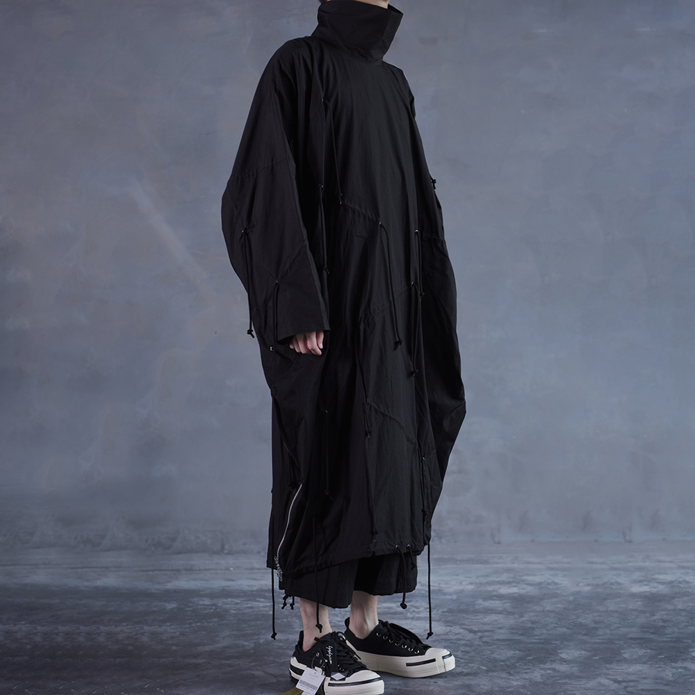 Details for Yohji Yamamoto Unisex Jaket Hitam Lengan Panjang Deconstructed Drawstring. NR-C53-010