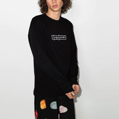 ヨウジヤマモト x ニューエラ ロゴ刺繍 長袖 Tシャツ ユニセックス ブラック HX-T83-984-01 Purchase ヨウジヤマモト x ニューエラ ロゴ刺繍 長袖 Tシャツ ユニセックス ブラック HX-T83-984-01