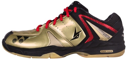 YONEX Power Cushion Gold Badminton Shoes with Reflective, Anti-Slip, Shock-Absorbent. SHBSC6LDCR Gold Color YONEX Power Cushion Gold Badminton Shoes with Reflective, Anti-Slip, Shock-Absorbent. SHBSC6LDCR Gold Color