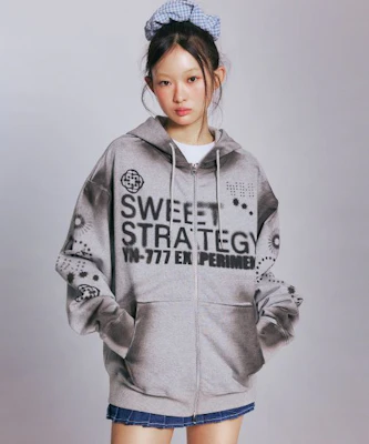YOOHEE Lucky Sweet Graphic Zip-Up Hoodie - Melange Grey YHHZGA005MG Lookbook YOOHEE Lucky Sweet Graphic Zip-Up Hoodie - Melange Grey YHHZGA005MG