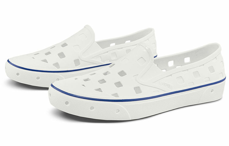 Order ユッカ×Vans スリッポン TRK "マシュマロ" VN0A5HF8BAD