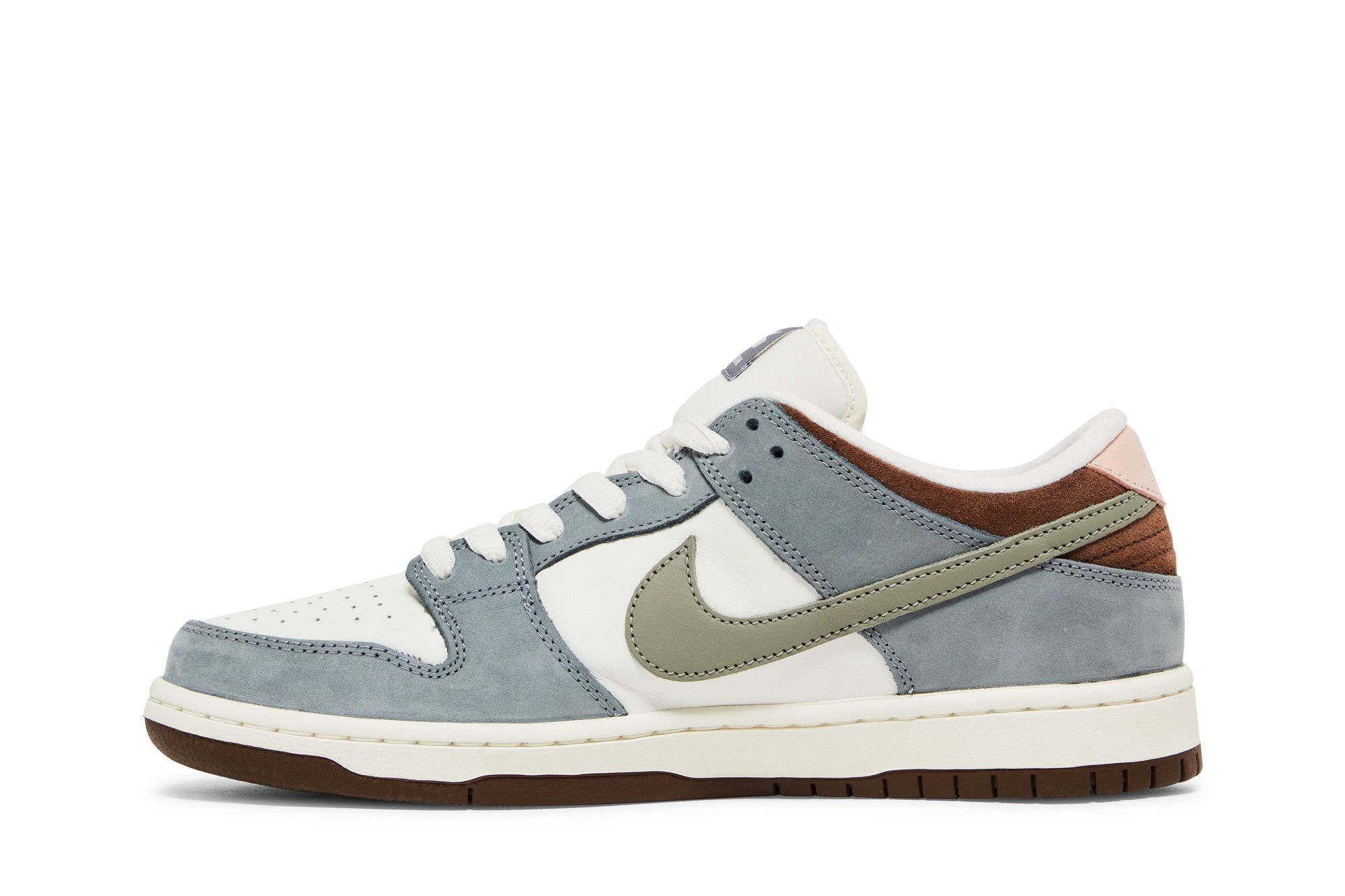 Shop Yuto Horigome x Nike SB Dunk Low ''Grau'' FQ1180-001
