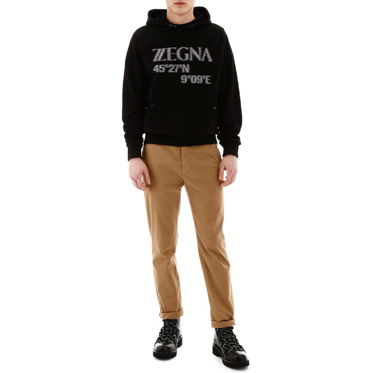 Purchase Z Zegna 黑色棉質印花連帽衫長袖上衣。 VU458-ZZ862O-7O1