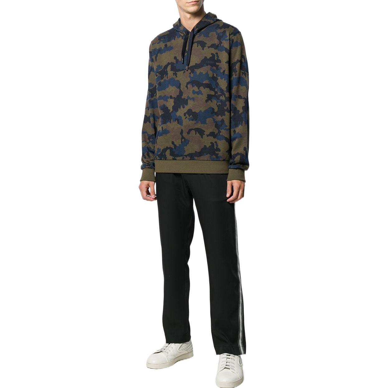 Shop Z Zegna 迷彩印花連帽長袖上衣 - 深綠色 VT454-ZZ873-710