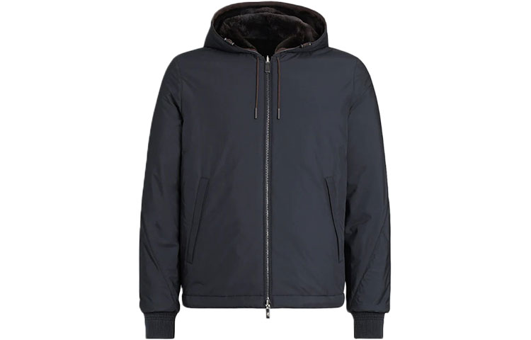 Lookbook Zegna FW21  Double-Sided Hooded Jacket with High-Tech Fabric. U7T33-LUX1-534