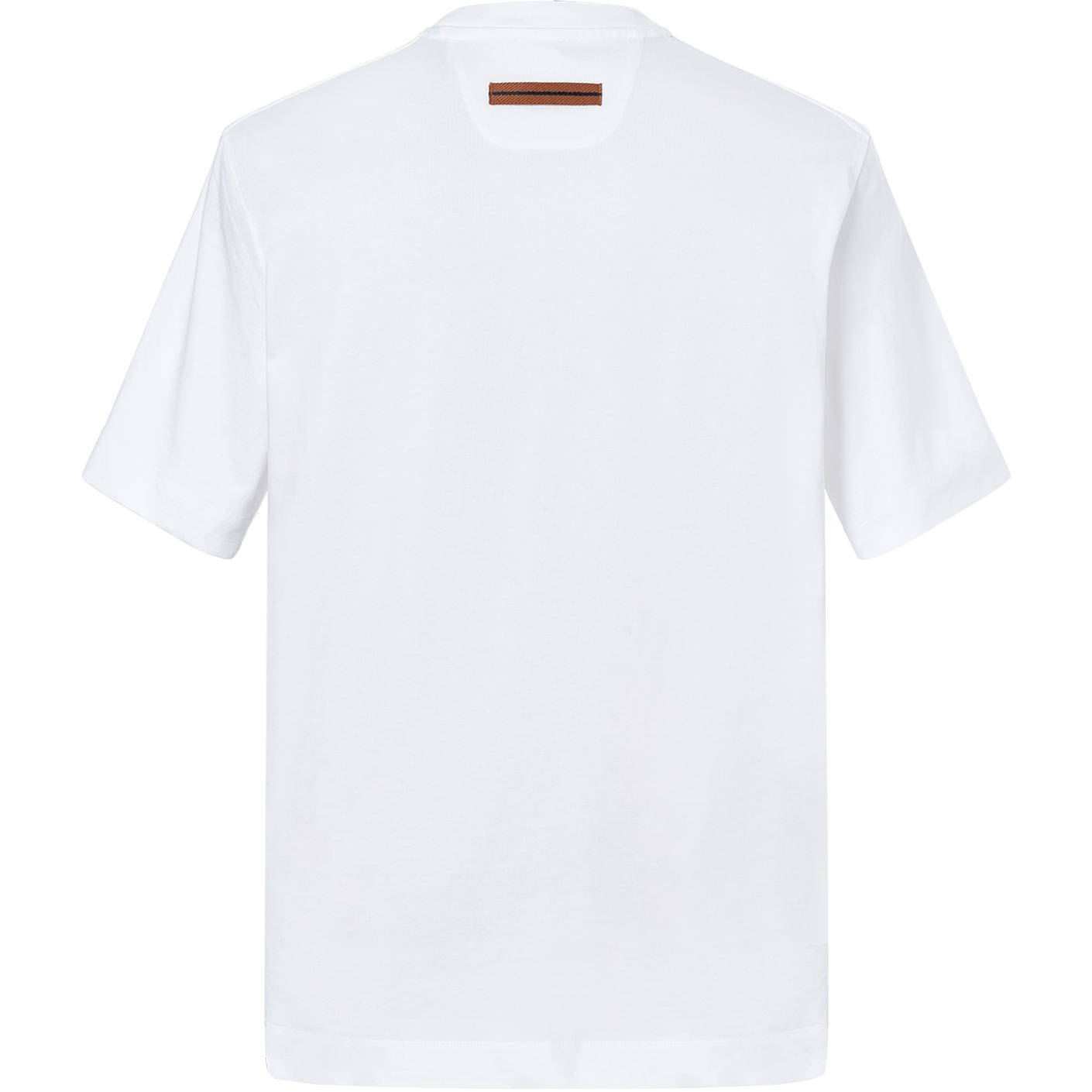 Lookbook Zegna FW22 白色 Logo 圓領短袖 T 恤。 E7364-A777-N01