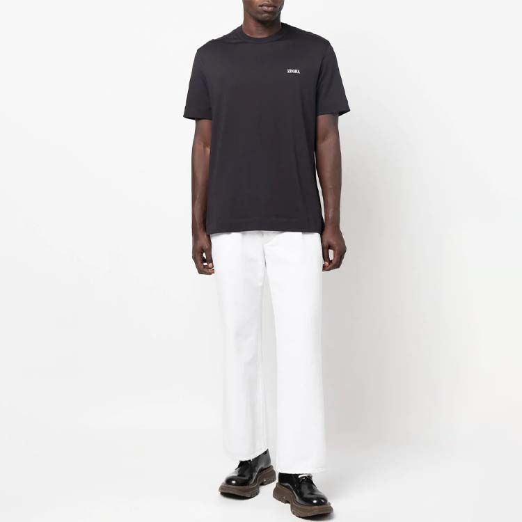 Lookbook Zegna 2022秋冬款標誌刺繡短袖圓領T恤 藍色 (). UA360A760-B09