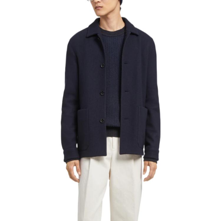 Lookbook Zegna FW22 男士深藍色單排扣西裝外套。 S50063-1DHAQ0