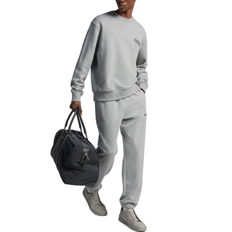 Sizing Zegna FW23 字母印花圓領長袖衛衣。 UC522A6-C872-N01