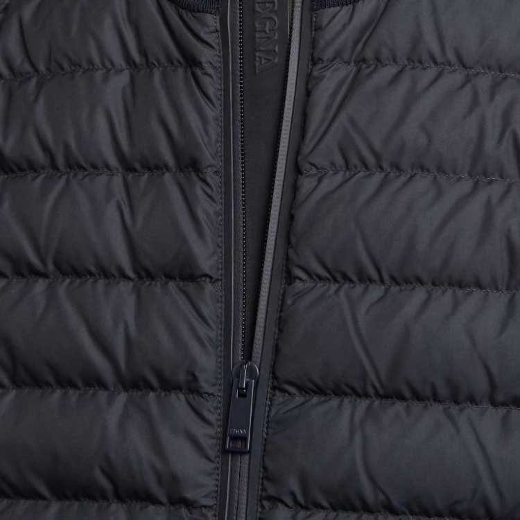 Details for ゼニア FW23 ネイビーブルー ソリッドパッチワーク ハイネック カジュアルベスト UCM99-A6CCT-132