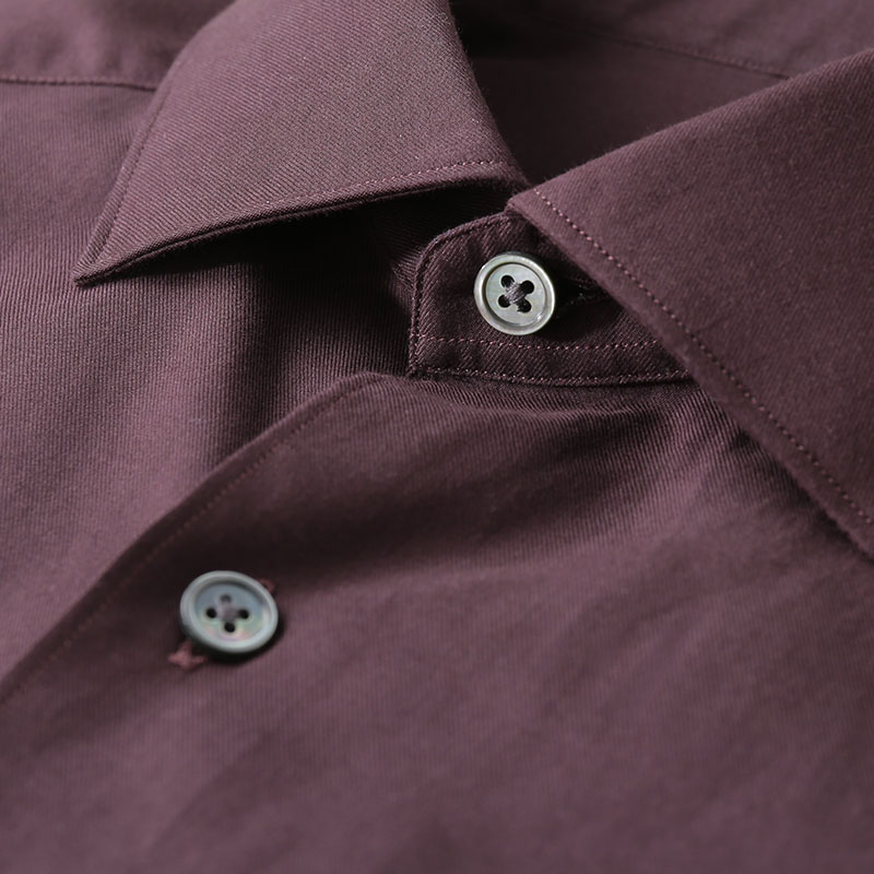 Sizing Zegna FW23 男士深酒紅色單排扣長袖襯衫。 UCX20A6-SRF5-111