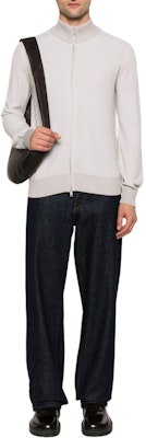 杰尼亚 FW24 条纹立领针织米色长袖毛衣. UEJ92-A8157-152 Lookbook 杰尼亚 FW24 条纹立领针织米色长袖毛衣. UEJ92-A8157-152