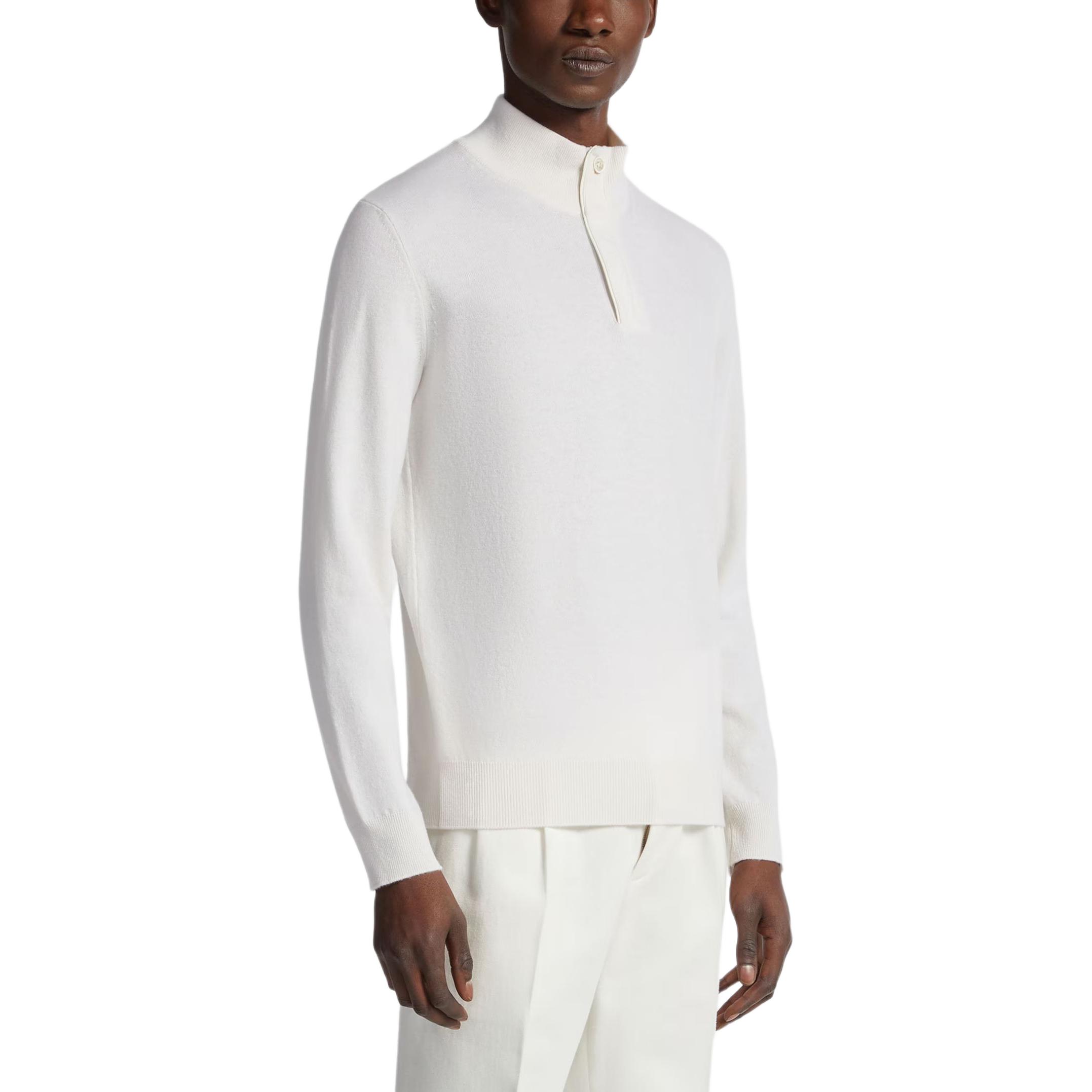 Lookbook Jersey Zegna Oasi Cashmere Blanco Cuello Alto Cremallera Manga Larga. E8K10-127-N91