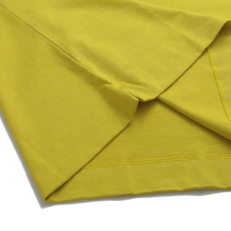 Shop Zegna SS23 黃色字母Logo印花男款休閒短袖圓領T恤 UB364A5-B777-G03