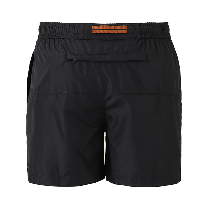 Lookbook Zegna SS24 黑色刺繡Logo休閒沙灘短褲 N7B6W2420-001