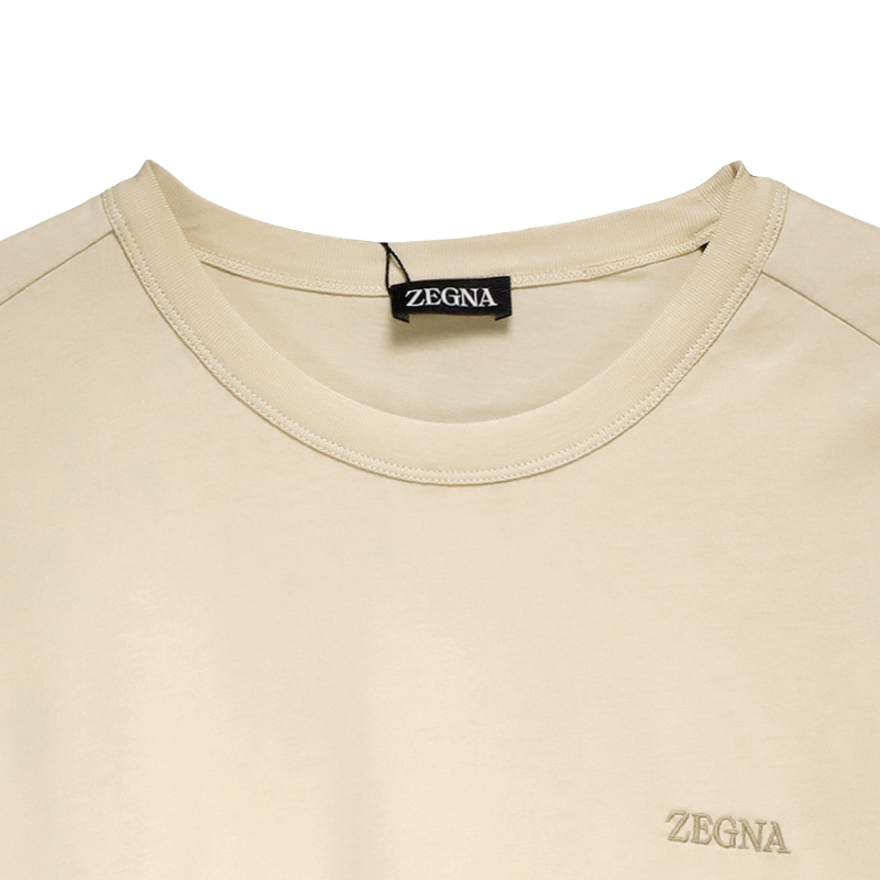 Shop Zegna SS24 刺繡標誌淺米色短袖T恤。 UD360-A7D760-N03