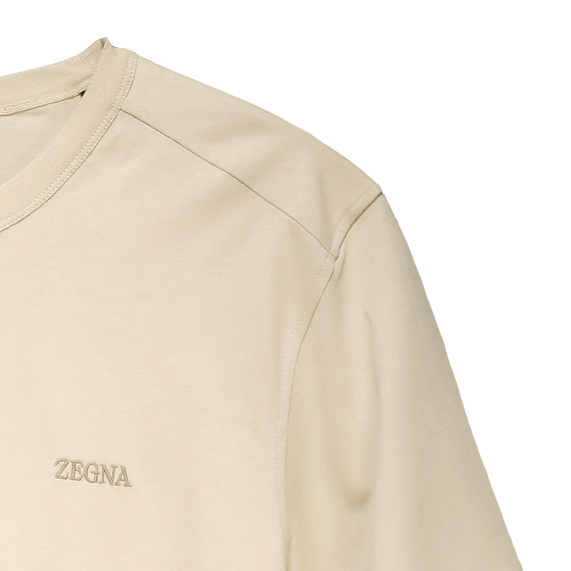 Purchase Zegna SS24 刺繡標誌淺米色短袖T恤。 UD360-A7D760-N03