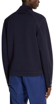 Zegna SS24 Jaket Lengan Panjang Butang Biru Navy Berkolar. UD564A7-DCT860-B09 Lookbook Zegna SS24 Jaket Lengan Panjang Butang Biru Navy Berkolar. UD564A7-DCT860-B09