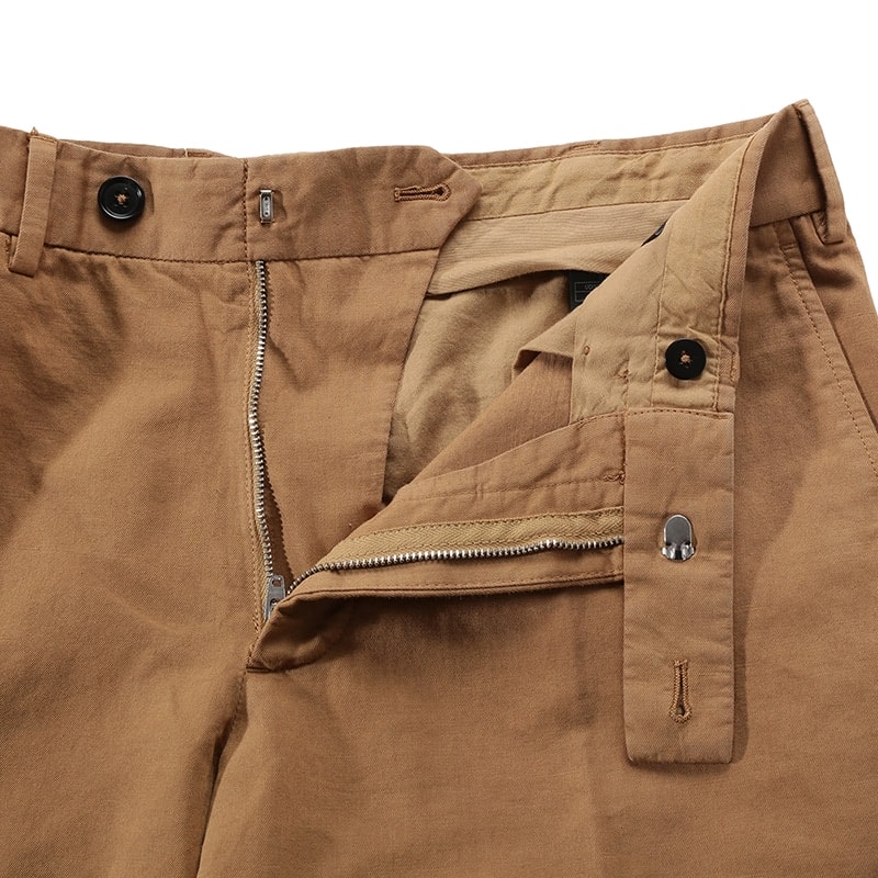 Purchase Zegna SS24 卡其色拉鍊口袋純色百褶休閒褲。 UDI37A-7TN10-N04