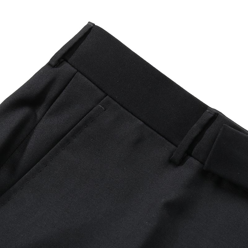 Sizing Zegna SS24 黑色拉鍊摺疊西裝長褲。 619F0-0A675T-B12