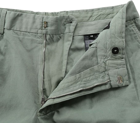 Zegna SS24 綠色拉鍊口袋休閒短褲 固色設計。 UDI37A-7TB05-V04 Sizing Zegna SS24 綠色拉鍊口袋休閒短褲 固色設計。 UDI37A-7TB05-V04