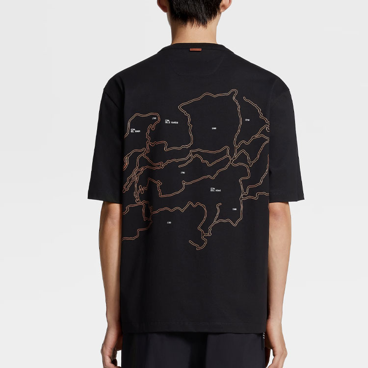 Shop Zegna x Norda 聯名款男士黑色短袖印花T恤。 UB364A5-NOR71P-K09