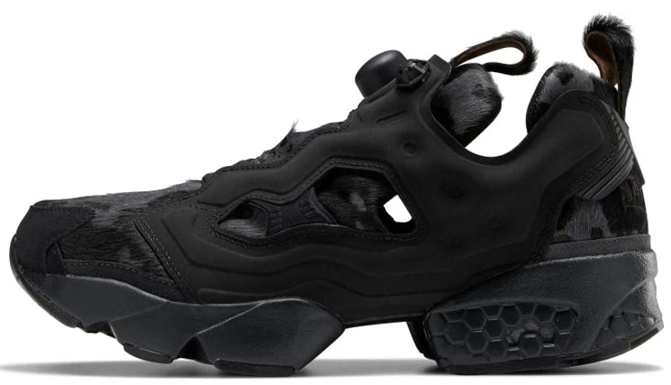 zozotown-x-reebok-pump-fury-og-black
