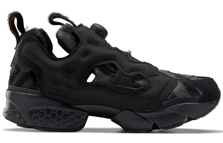 Lookbook ZOZO × Reebok ポンプフューリー OG 黒 GX1406